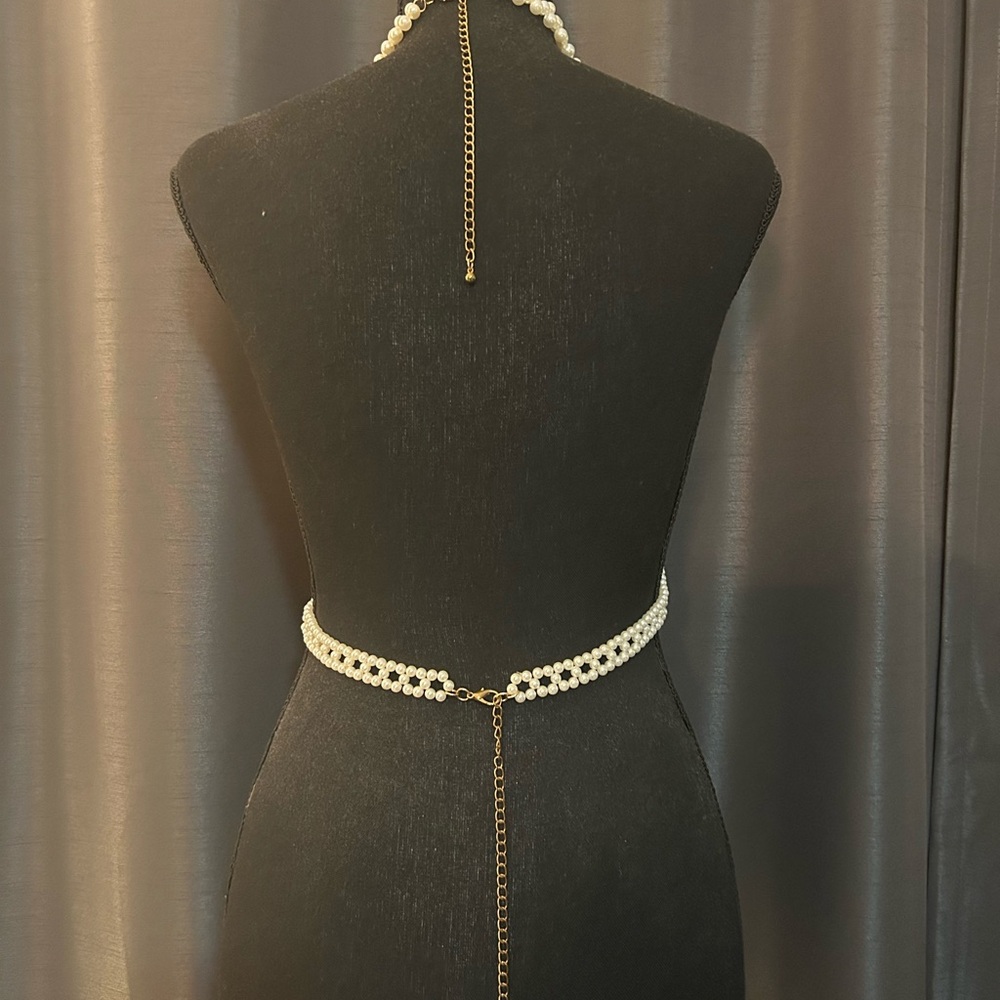 Elegant Pearl Beaded Halter Necklace - Picture 2 of 2